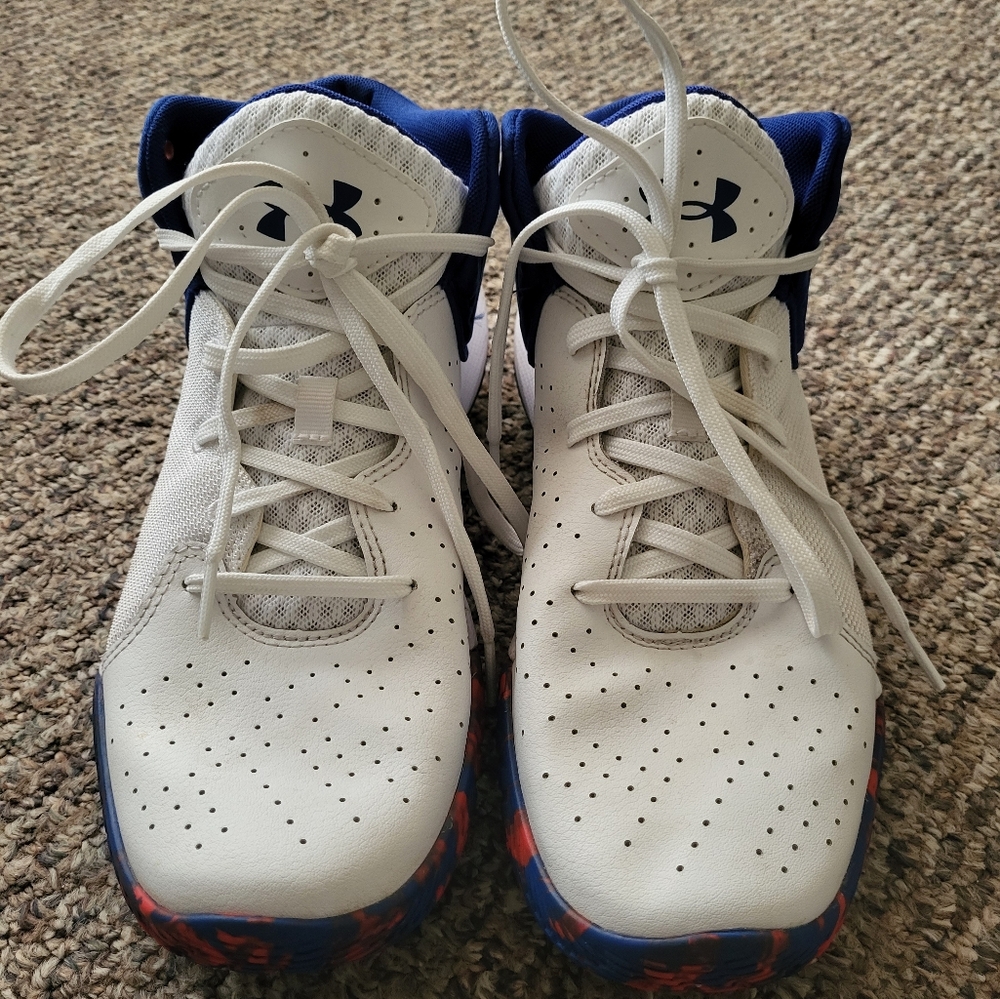 Under Armour Basketball Sneakers M8.5/W10